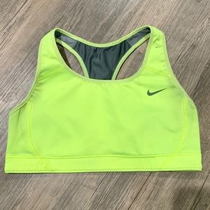 NIKE DRI-FIT VICTORY SHAPE HIGH SUPPORT SPORTS BRA